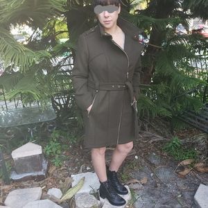 Michael by Michael Kors coat Large in Peat Moss